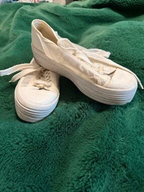 Esprit Platform Canvas Sneakers